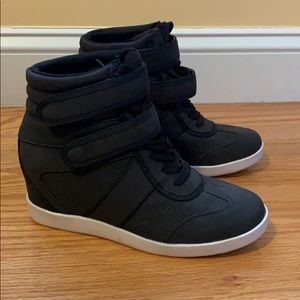 Black Wedge Sneaker “Meesh” from JustFab, sz 7